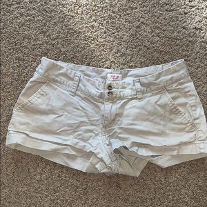 Khaki low rise shorts